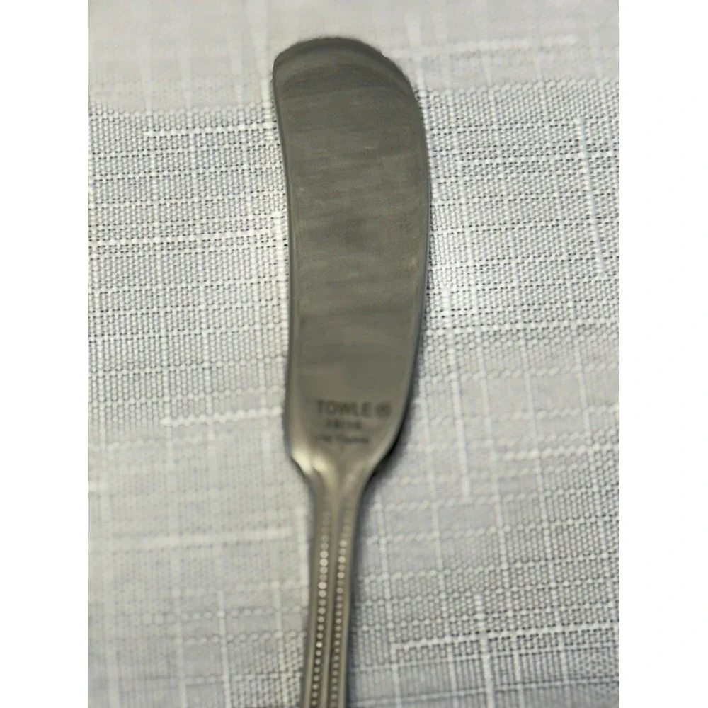 Towle Beaded Antique 18/10 Stainless Steel Individual Butter Knife Server